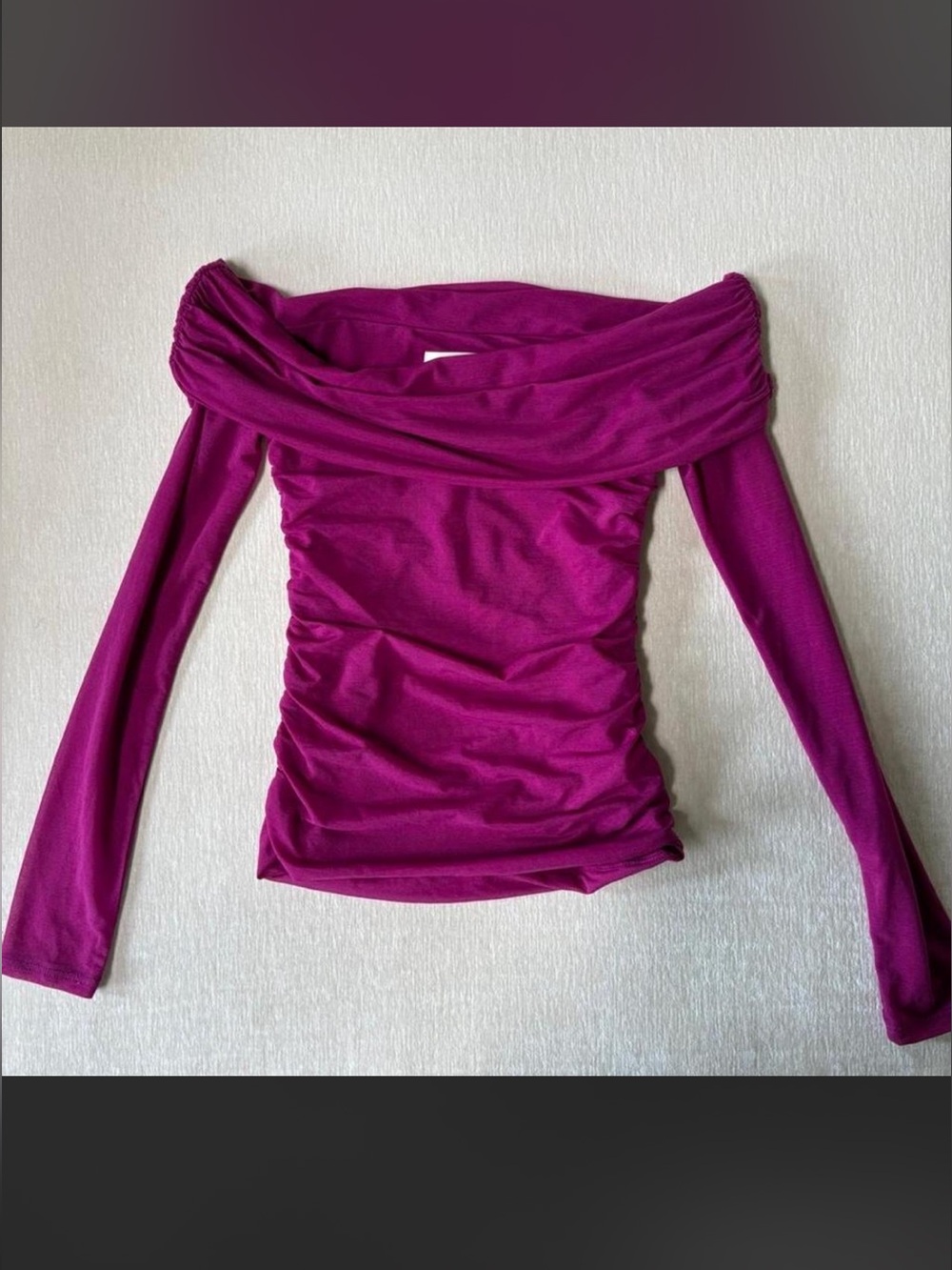 Off-Shoulder Ruched Long-Sleeve Top - Magenta